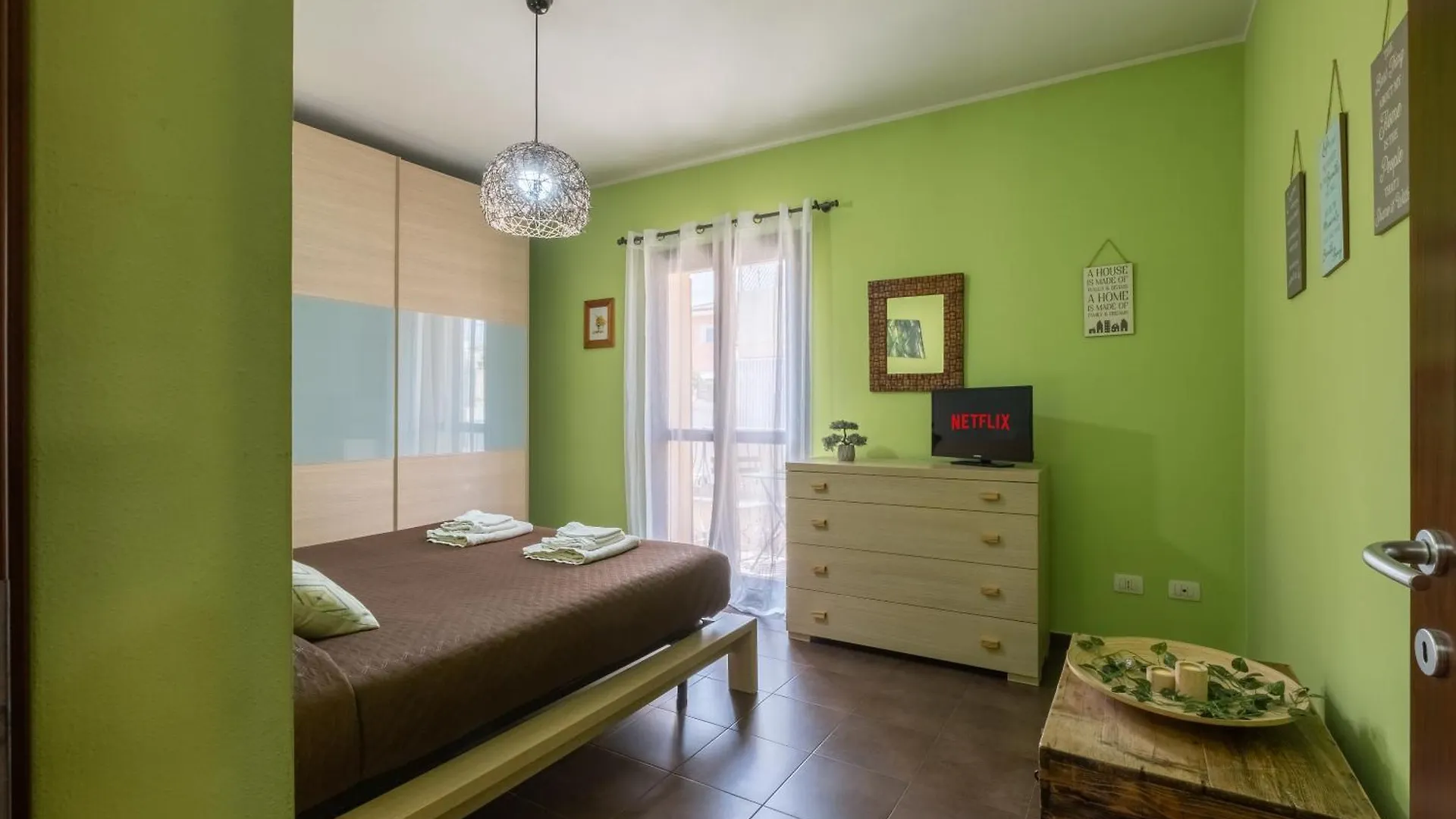 Butterfly Apartment Cagliari - Self Check-In, No Kitchen