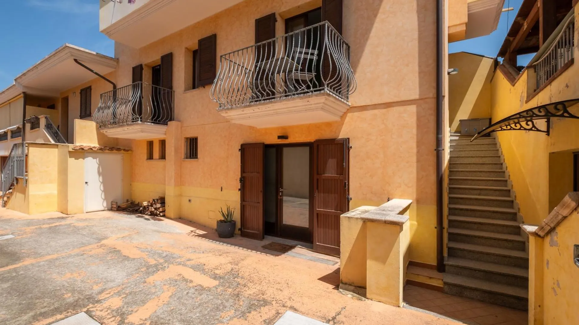 Butterfly Apartment Cagliari - Self Check-In, No Kitchen